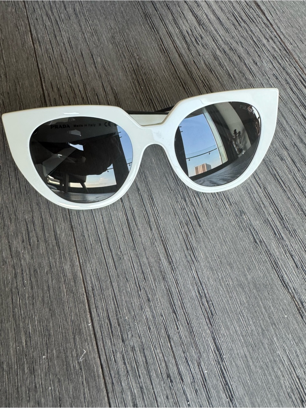 Prada PR 14WS sunglasses - Picture 2 of 7